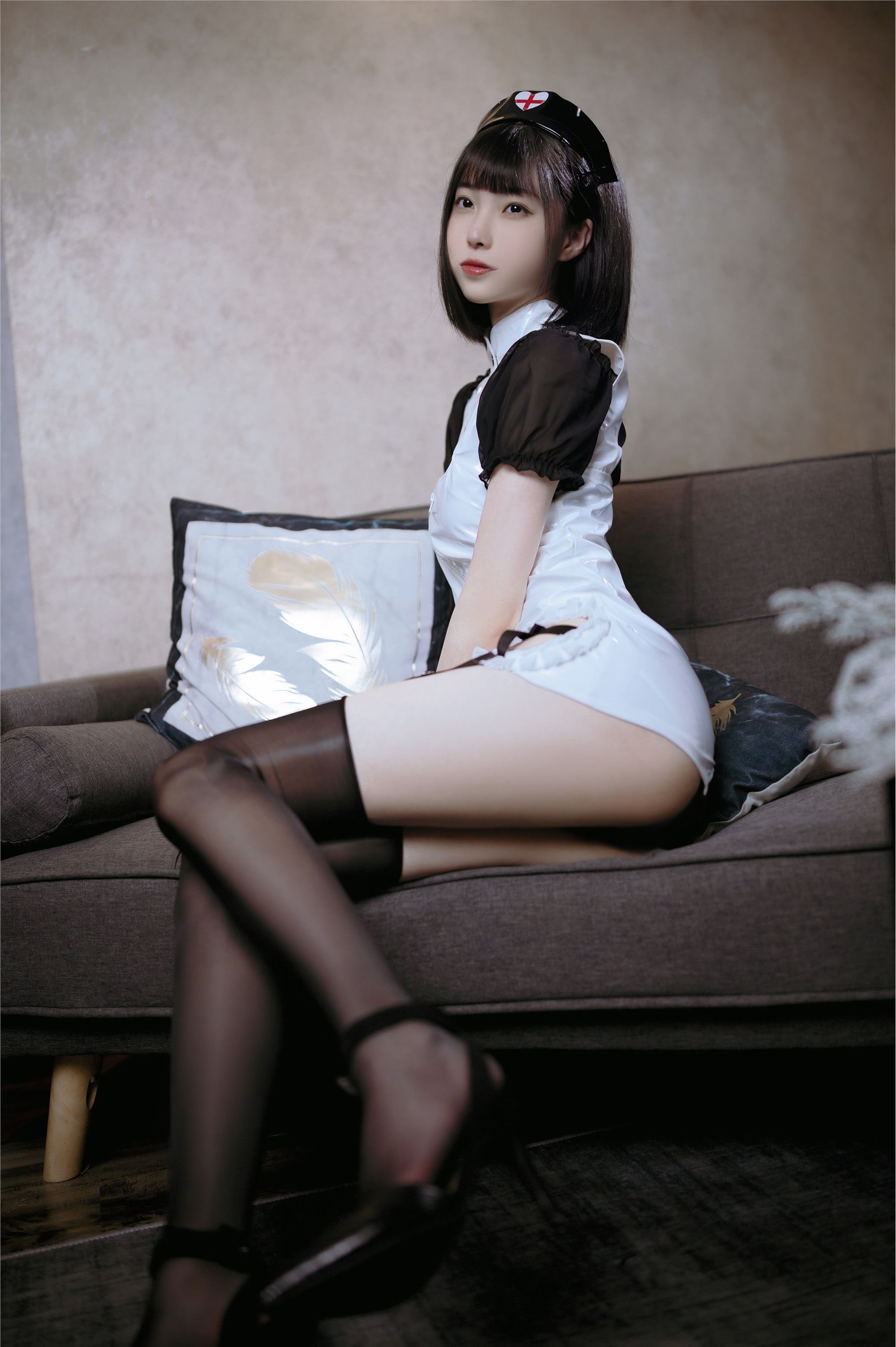 Xu Lan LAN - NO.026 Black Silk Nurse